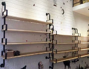ग्रेनी लकड़ी के जूता प्रदर्शन अलमारियों की दीवार शतरंज रैक विभिन्न रंग फांसी